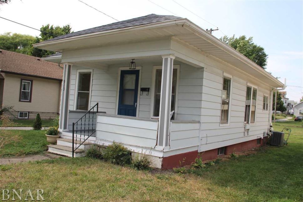 913 W. Taylor, Bloomington $67,500
